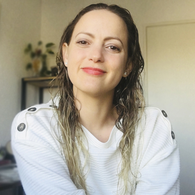 Dra. Carolina Szmoisz